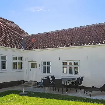 Lokken *